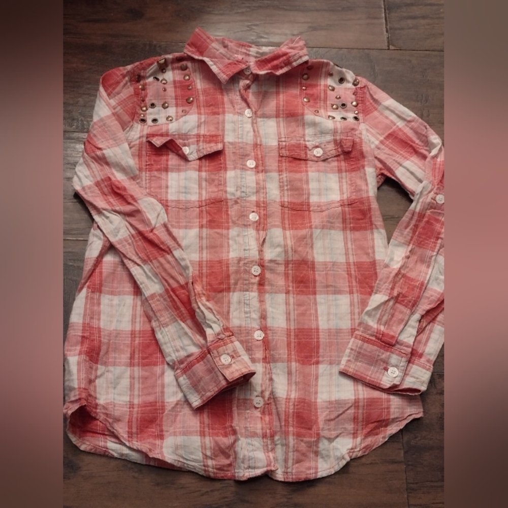 Pink and White Button Down Shirt Classic Plaid Design Size M (10/12).